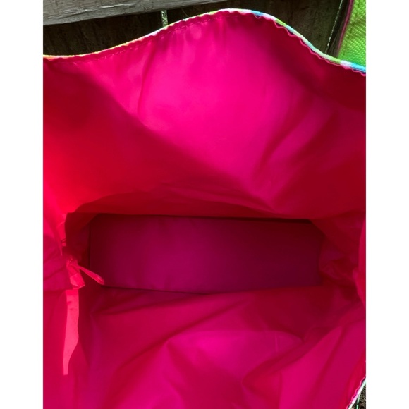 Lilly Pulitzer Estée Lauder Tote Bag - Picture 7 of 8